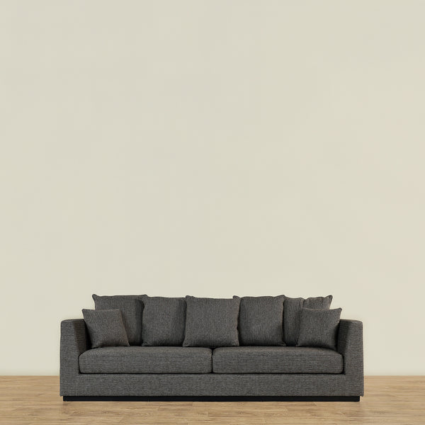 Mila <br> Sofa